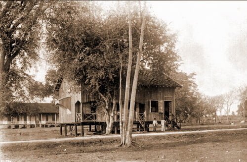 Banteay Chhmar government building, 1924. © National Museum of Cambodia