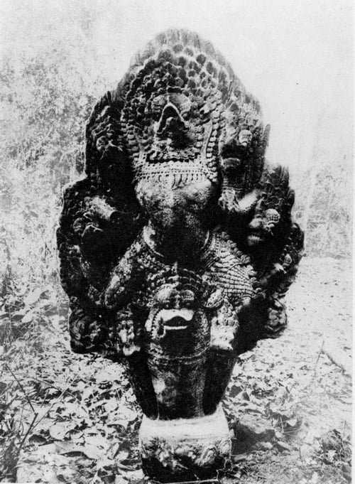 A-Banteay-Chhmar-1937-09 Garuda and Naga at Banteay Chhmar
