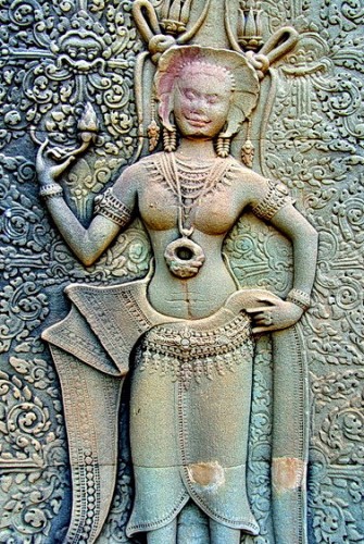 Ancient Asian religions portrayed women as goddesses. How to the women of India’s Chaunsat Yogini Temple and the Women of Angkor Wat compare?