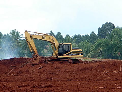 Local archaeologist Heng Sophady was shocked to see a priceless Cambodian prehistoric site in Memot destroyed.